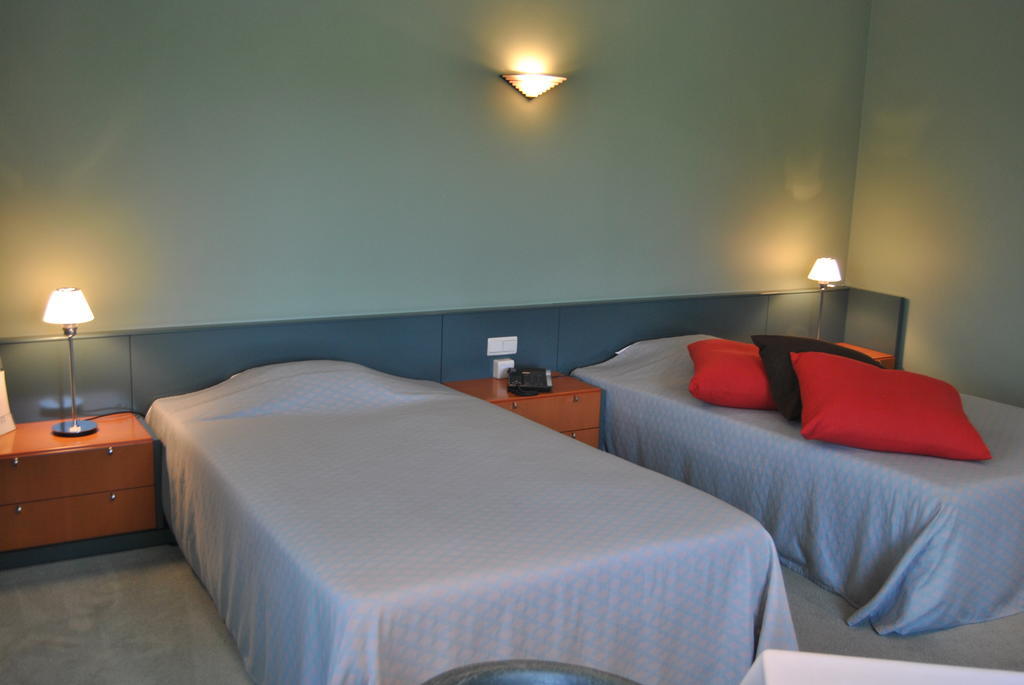 Greenpark Hotel Sint-Pieters-Leeuw Room photo